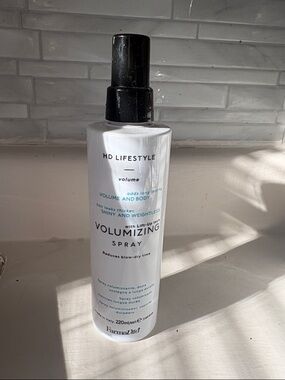 Volumizing Spray - White